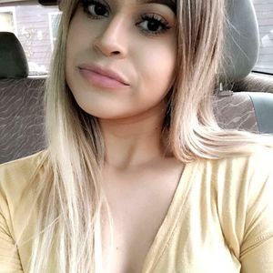 Meet your Posher, Ana